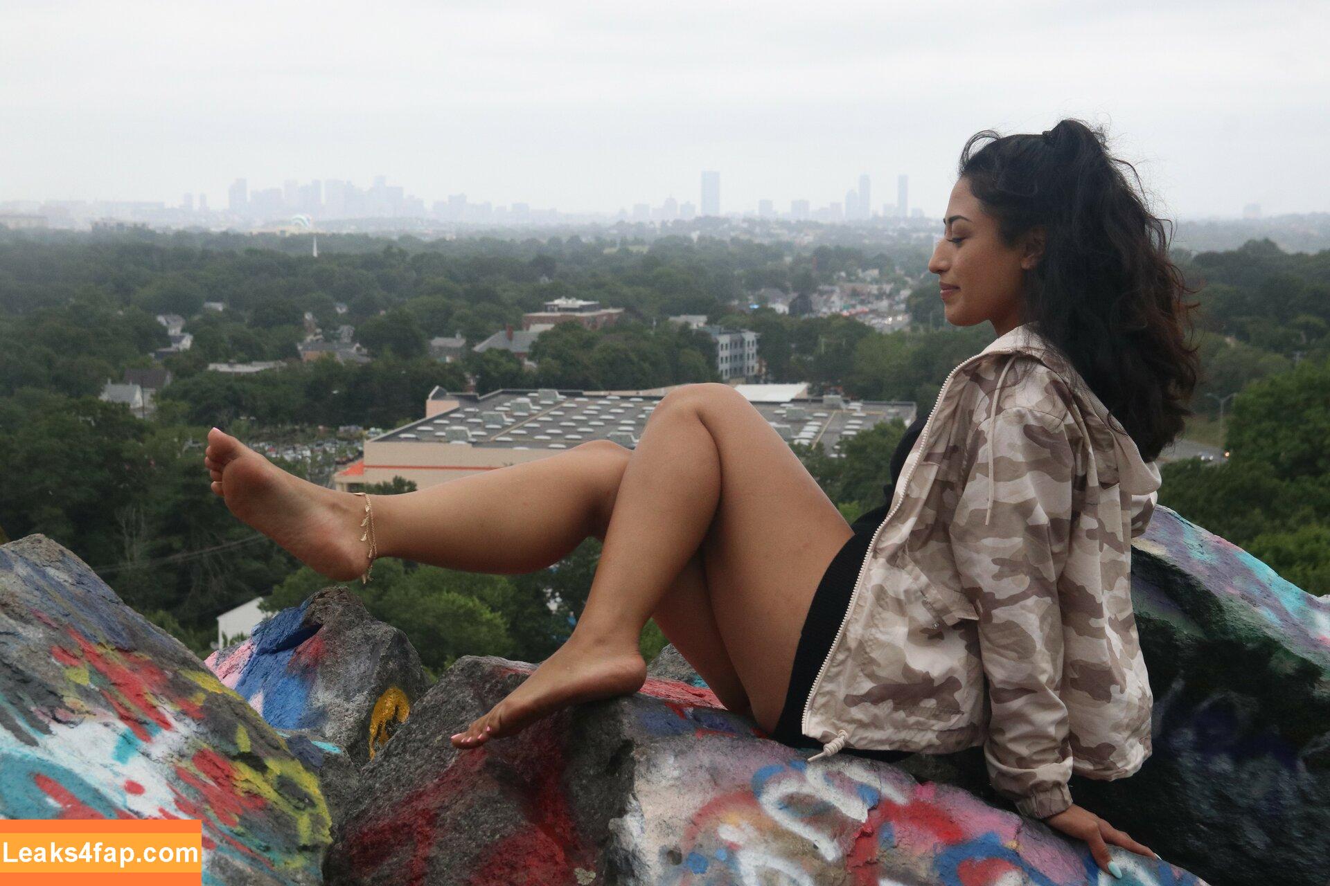 Joey's Feet Girls / bubbybombs / https: / joeysfeetgirls leaked photo photo #0137