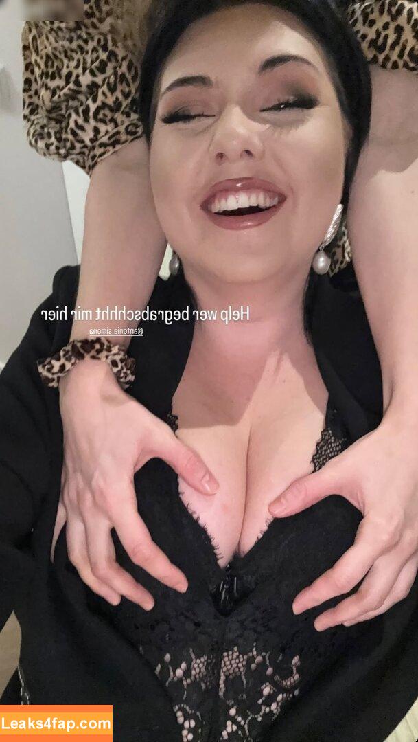 JohannaMuellner / mischiidc leaked photo photo #0095