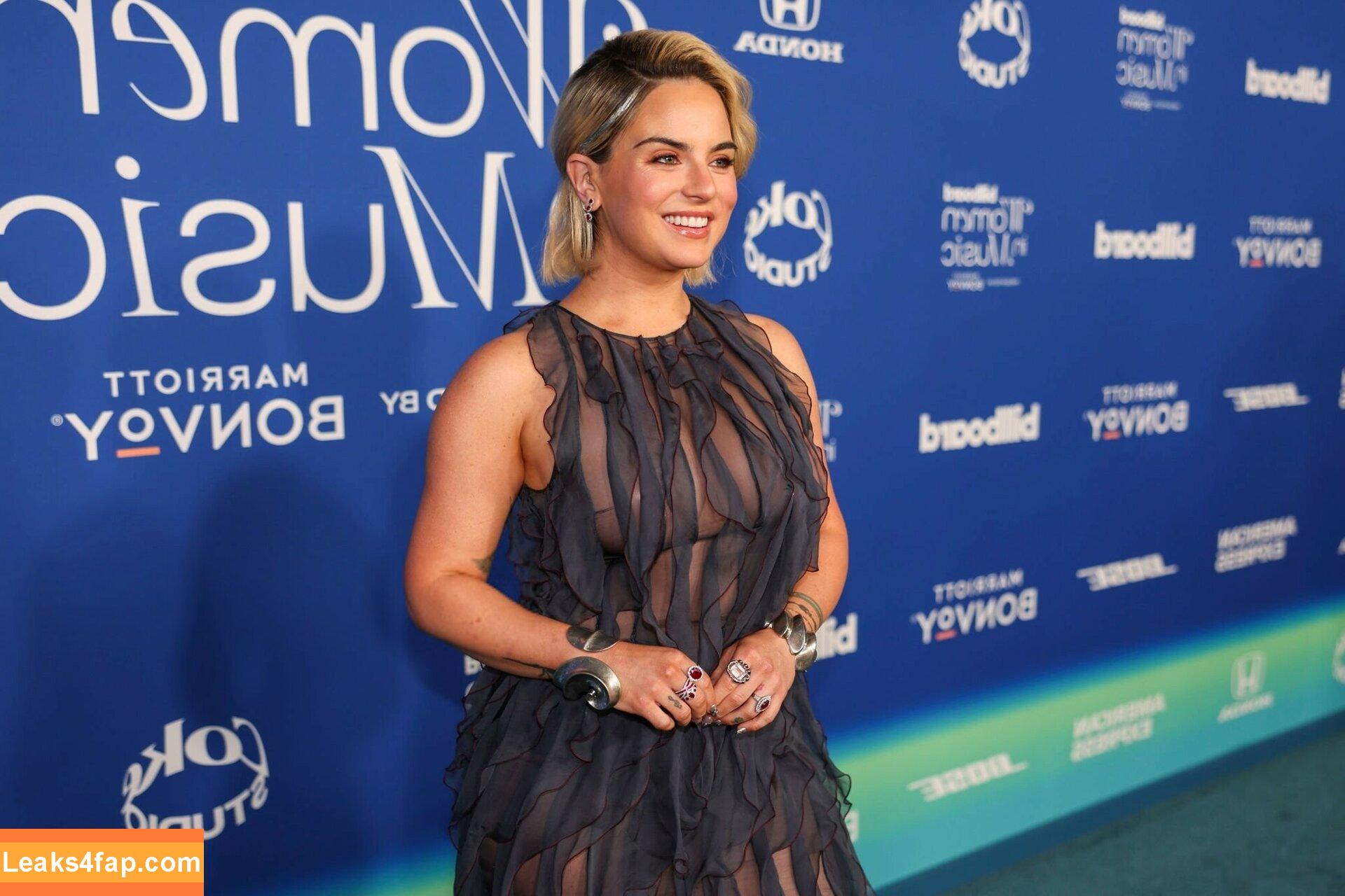 Jojo Levesque / iamjojo leaked photo photo #0280