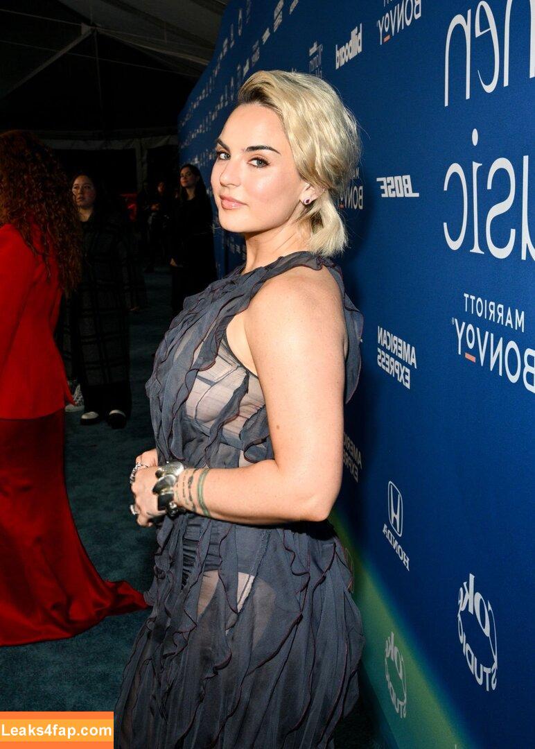 Jojo Levesque / iamjojo leaked photo photo #0297