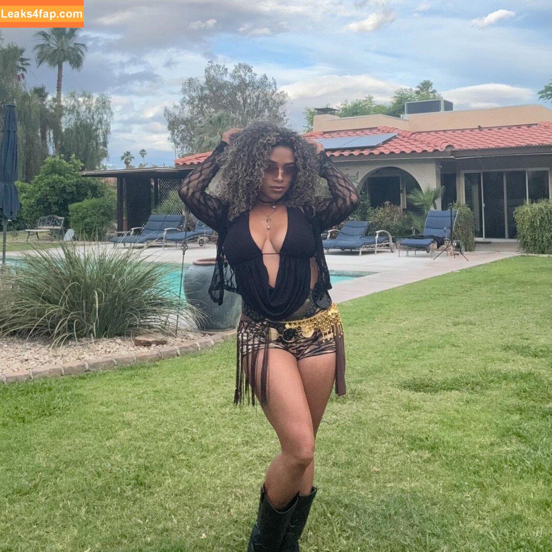 Jojoferman / joseann_alexie leaked photo photo #0039