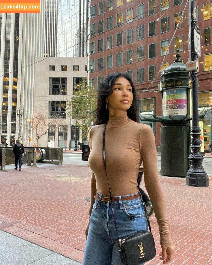 Joleen Diaz / joleendiaz / leslylunadiaz leaked photo photo #0099