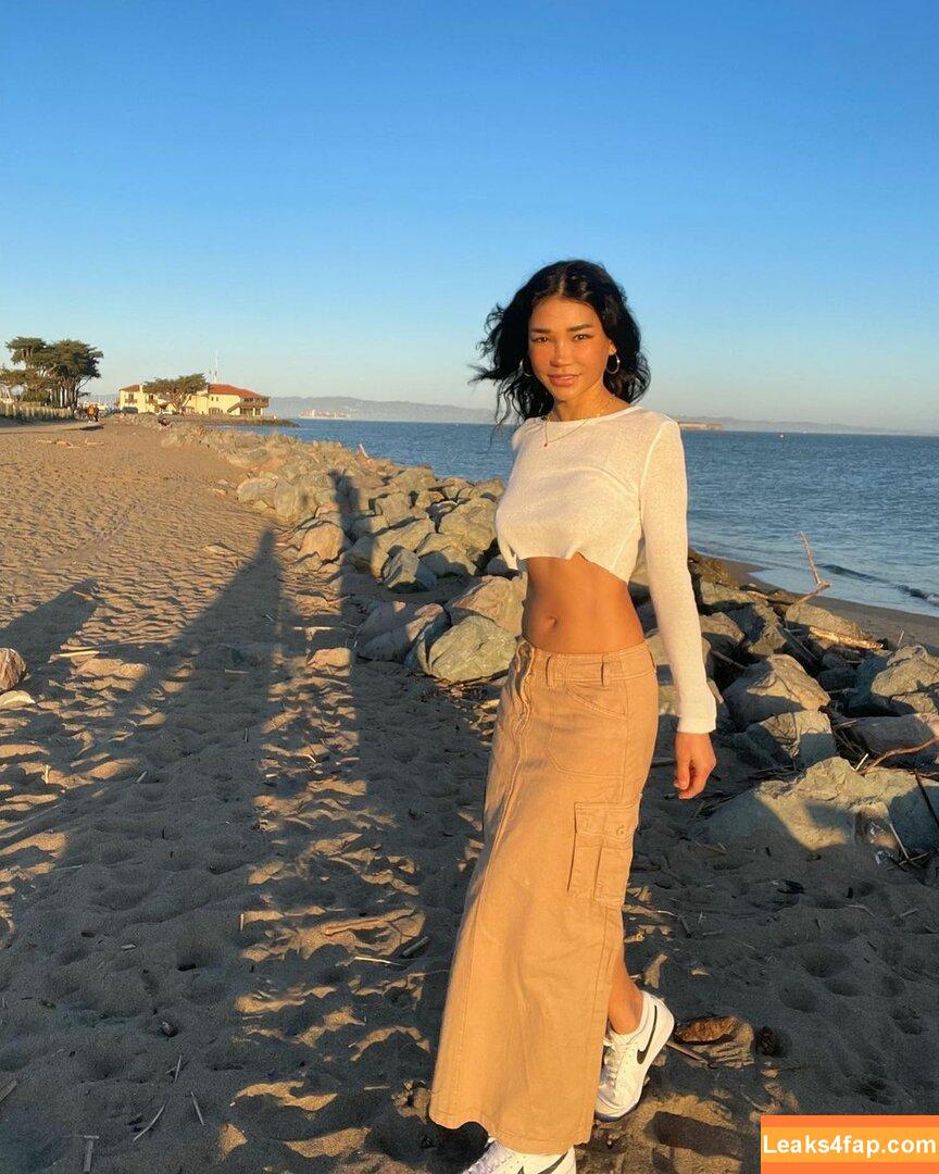 Joleen Diaz / joleendiaz / leslylunadiaz leaked photo photo #0129