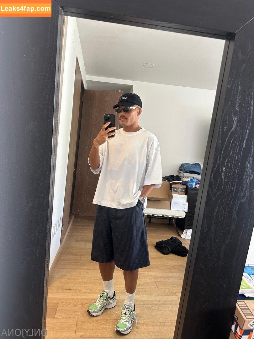 jona2santos /  leaked photo photo #0012