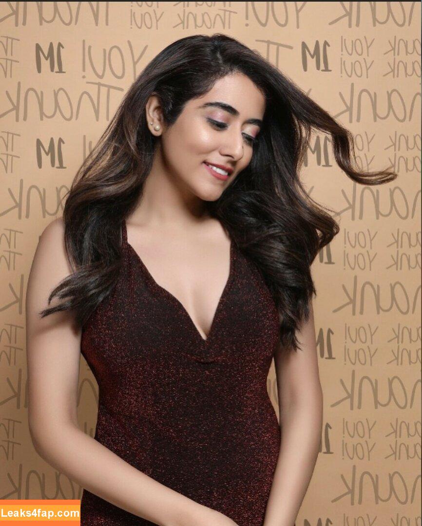 Jonita Gandhi / gandhifans / jonitamusic слитое фото фото #0008