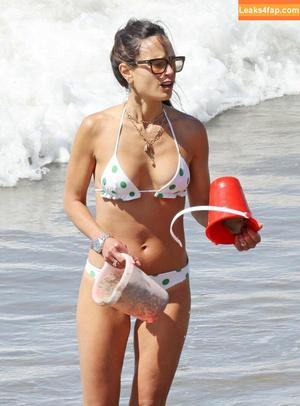 Jordana Brewster фото #0064