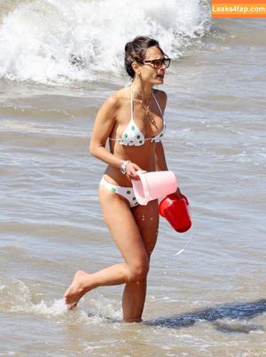 Jordana Brewster фото #0077