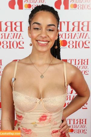 Jorja Smith фото #0084