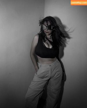 Josahandry Lia photo #0126