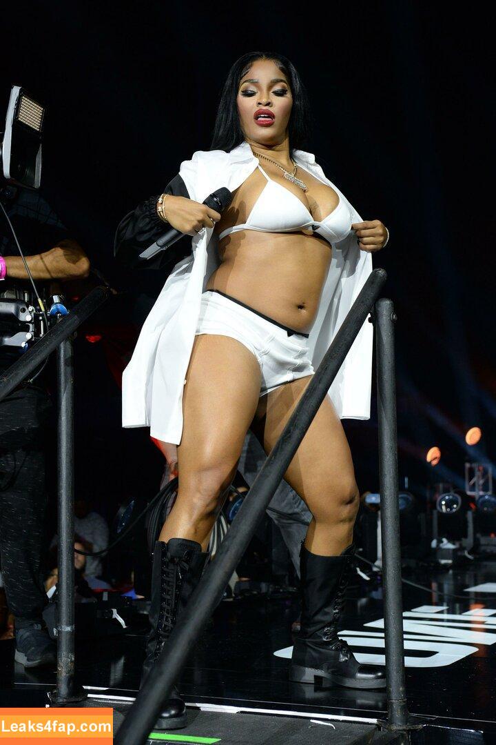 Joseline Hernandez / 