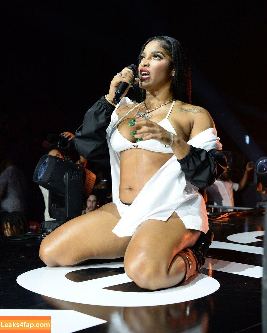 Joseline Hernandez / 