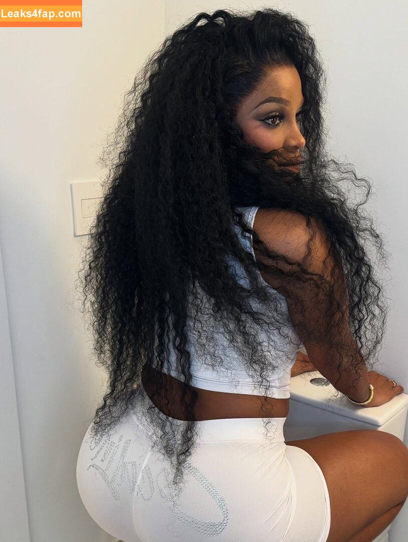 Joseline Hernandez / 