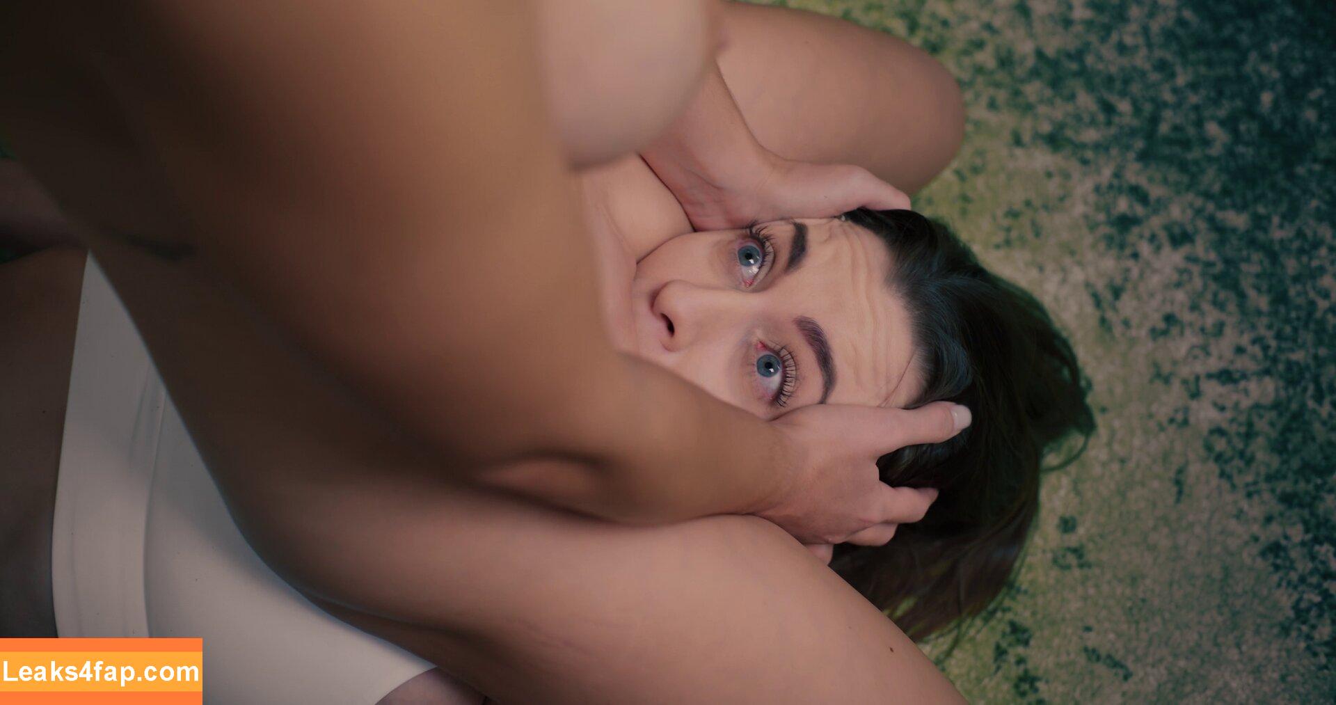 Josephine Jackson / https: / josephinexxx / ta.sama.actorka leaked photo photo #1900