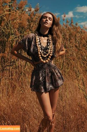 Josephine Skriver photo #0011
