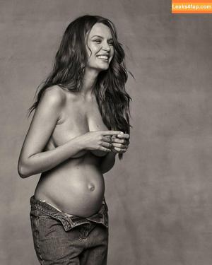 Josephine Skriver photo #0531