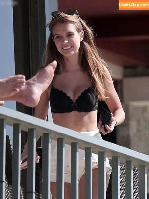 Josephine Skriver photo #1084