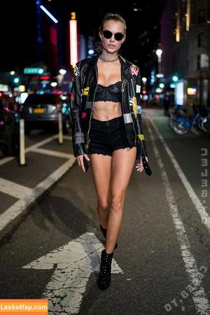 Josephine Skriver photo #1149