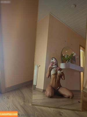 Josephine Wagner photo #0001