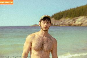 joshbigoshfree photo #0039