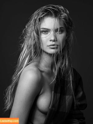 Josie Canseco photo #0053