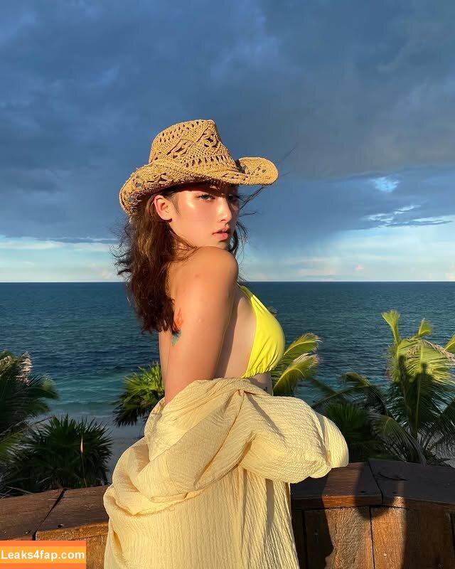 joslinw / Joslin Wang leaked photo photo #0009