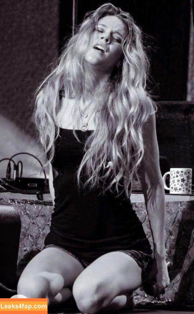 Joss Stone / jossstone leaked photo photo #0003
