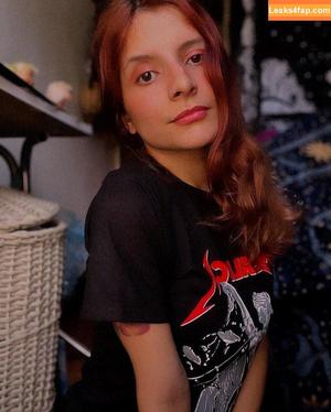 Jossyreds photo #0064