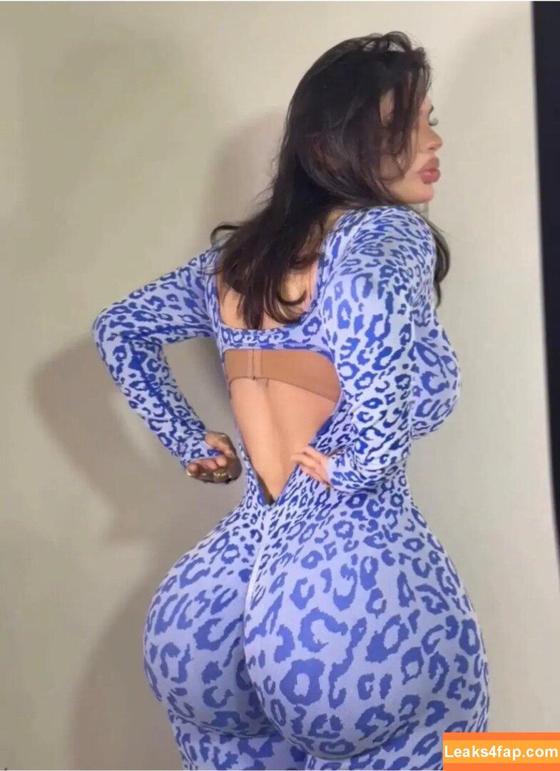 joujoucat / artist_jourialali / jouri alali leaked photo photo #0015