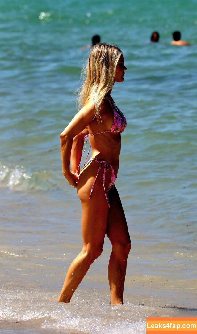 Joy Corrigan / _joycorrigan / https: / joycorrigan / officialjoycorrigan leaked photo photo #0399