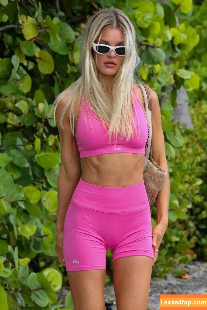 Joy Corrigan / _joycorrigan / https: / joycorrigan / officialjoycorrigan leaked photo photo #0420