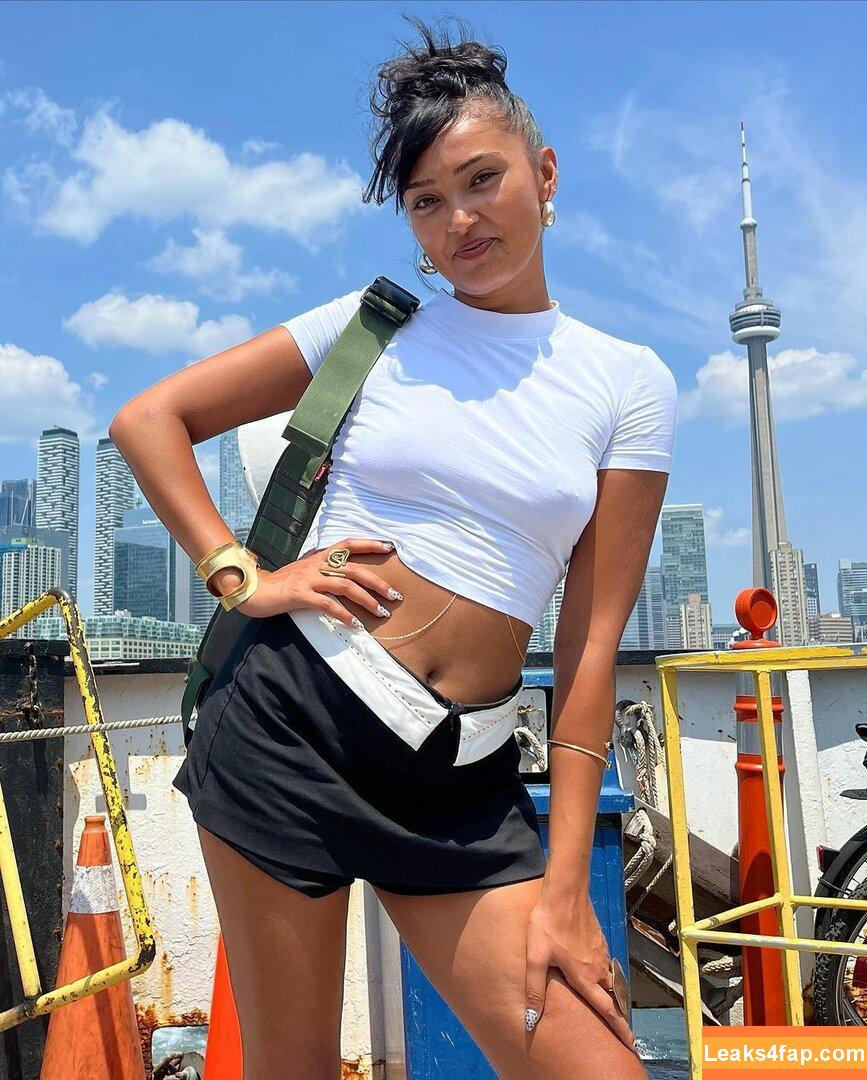 Joy Crookes / joycrookes / veronicaxbee leaked photo photo #0001