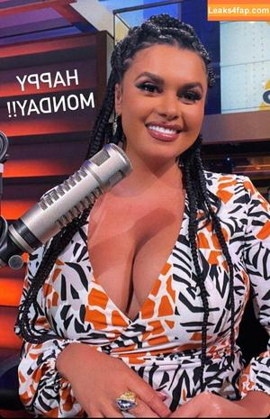 Joy Taylor photo #0007