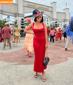 Joy Taylor photo #0074