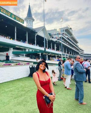 Joy Taylor photo #0079