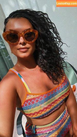 Joy Taylor photo #0106