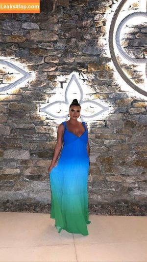 Joy Taylor photo #0166