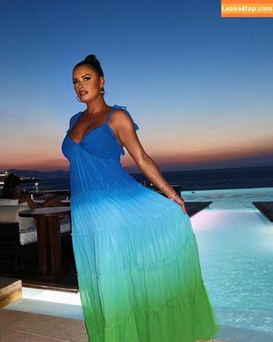Joy Taylor photo #0168