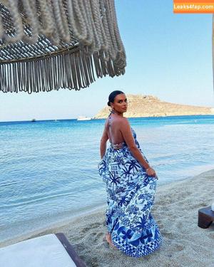 Joy Taylor photo #0173