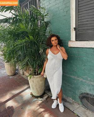 Joy Taylor photo #0219