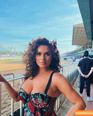 Joy Taylor photo #0255