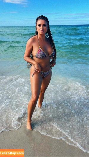 Joy Taylor photo #0274