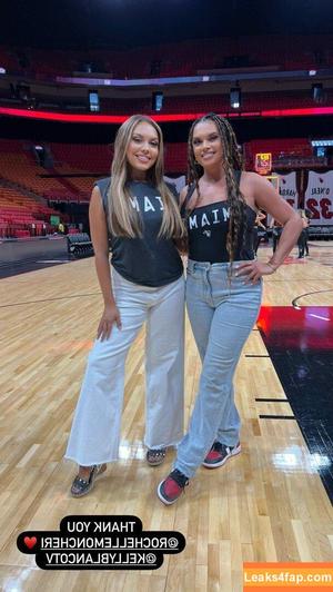 Joy Taylor photo #0276