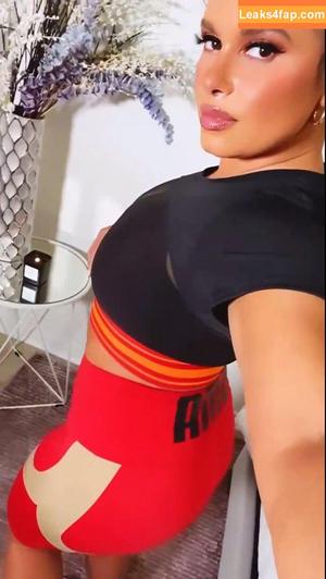 Joy Taylor photo #0374