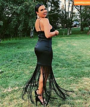 Joy Taylor photo #0380