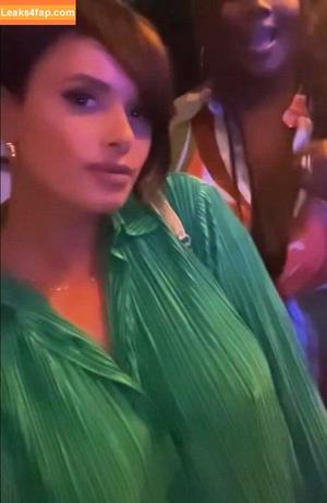 Joy Taylor photo #0424