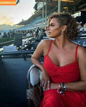 Joy Taylor photo #0587
