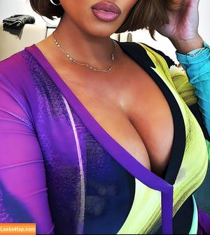 Joy Taylor photo #1049