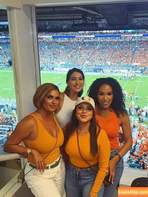 Joy Taylor photo #1107