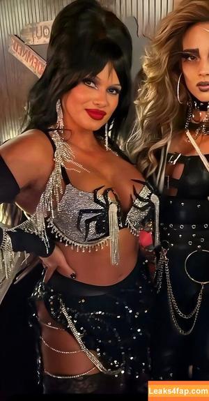 Joy Taylor photo #1122