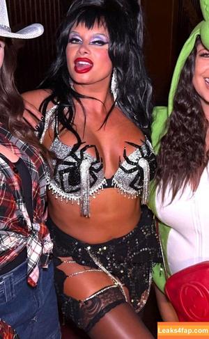 Joy Taylor photo #1139